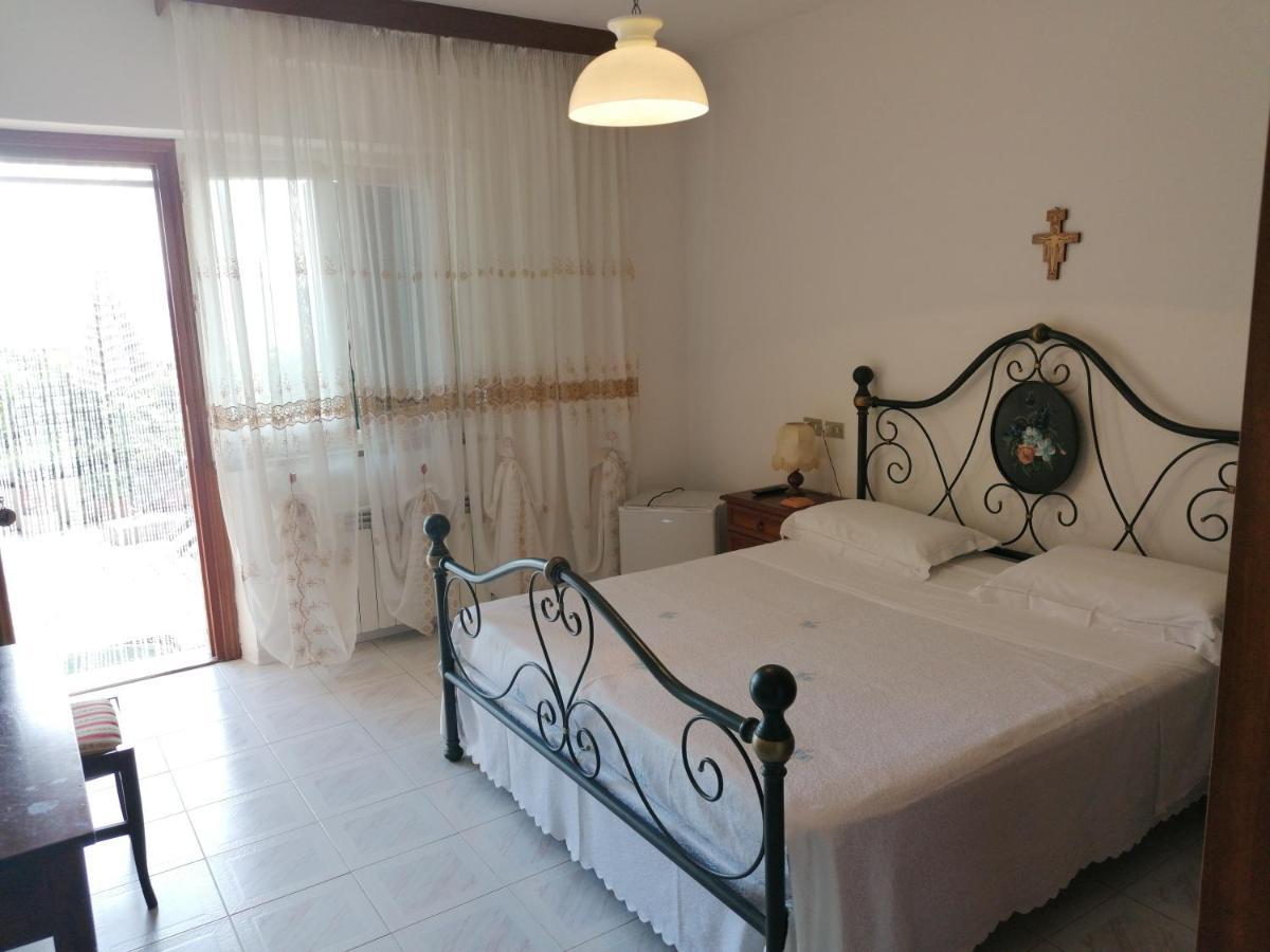 Camere Da Anna Maria Assisi Room photo